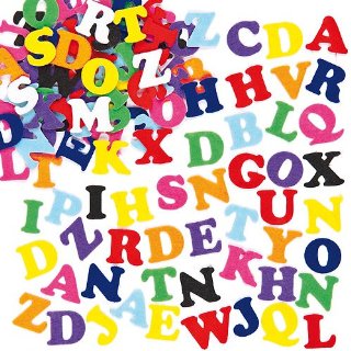 Recensioni dei clienti per Adhesive Felt lettere in una scatola per l'artigianato per i bambini - perfetti per lettering e la decorazione - 550 pezzi | tripparia.it