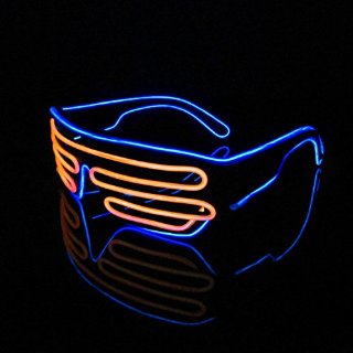 Recensioni dei clienti per Lerway 2 Bicolor EL occhiali luminosi randello del partito di occhiali di protezione + di controllo standard a LED per Masquerade Party Night Bar Bar Club Rave (arancio + blu) | tripparia.it