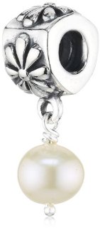 Recensioni dei clienti per Bead in argento sterling elemento femminile Pandora con il bianco perla 790535P | tripparia.it