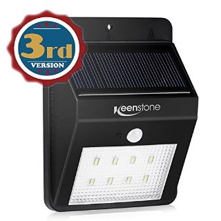 Keenstone - Faro di sicurezza per esterni, a 8 LED, alimentazione a energia solare, impermeabile, attivazione automatica tramite sensore di accensione/spegnimento e crepuscolare, versione aggiornata del prodotto; non richiede attrezzi per il fissaggio alla parete o al soffitto, né batterie; ideale per giardini, verande, vialetti d'accesso, scale, muri esterni