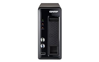 QNAP TS-121 0/1HDD Tower NAS, Nero