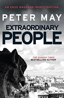 Commenti per Extraordinary People: An Enzo Macleod Investigation (The Enzo Files)