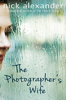 The Photographer's Wife (English Edit...