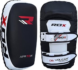 Recensioni dei clienti per Pad RDX Kamp Sport Schlagpolster Calcio Shield Boxpratzen pad sciopero kickboxing calcio (un singolo articolo) | tripparia.it