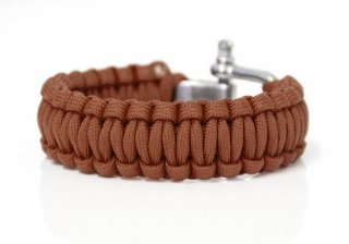 Recensioni dei clienti per Paracord braccialetto di sopravvivenza braccialetto corda intrecciata per il cavo di paracadute funi paracord resistenti allo strappo 550 cavo di colore marrone (NOTA: QUESTO NON E 'PREVISTO PER arrampicata corda PARACORD ADATTO) NEW dal PRECORN marchio | tripparia.it