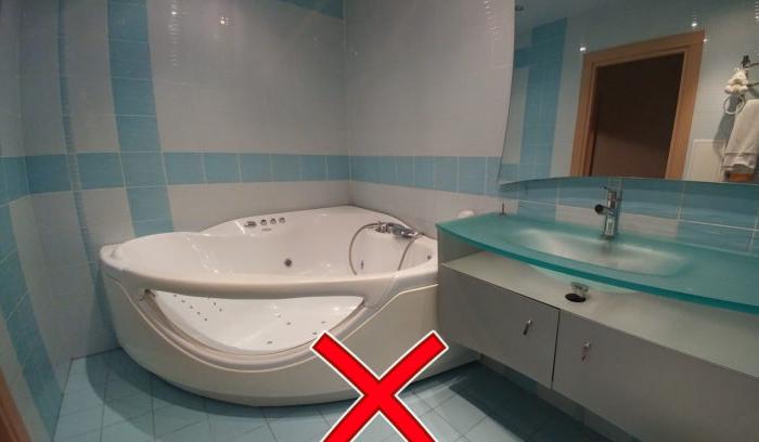 Design del bagno inadeguato - un errore