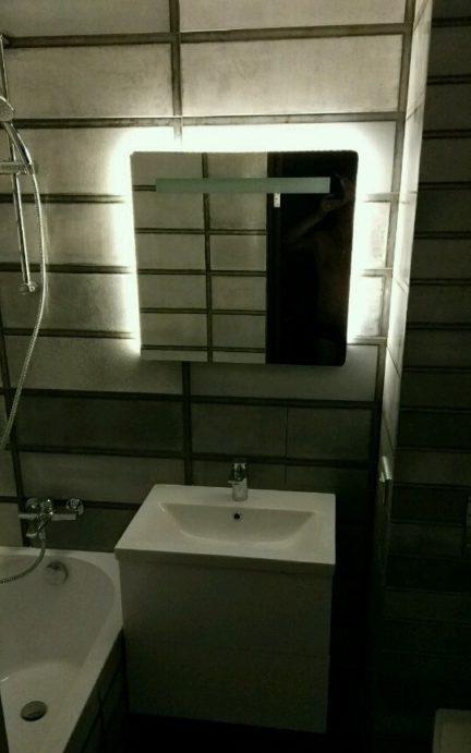 Specchio da bagno in stile loft